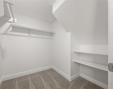 1716 Elise Lane - Photo Thumbnail 25