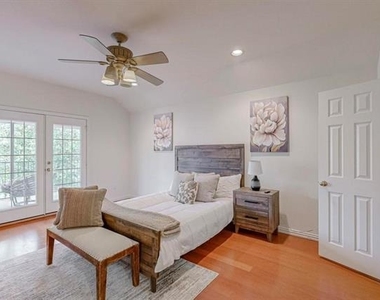 4428 Stromboli Drive - Photo Thumbnail 28