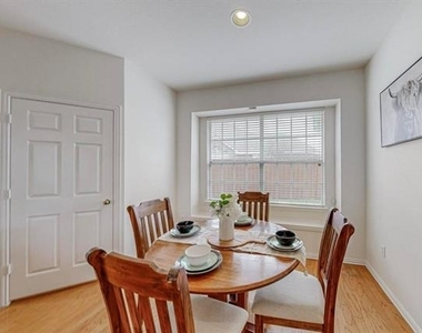 4428 Stromboli Drive - Photo Thumbnail 14
