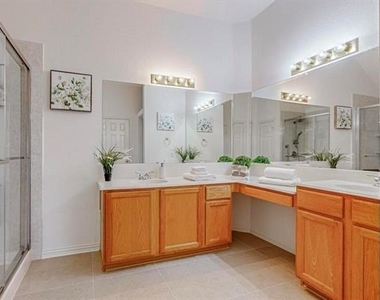 4428 Stromboli Drive - Photo Thumbnail 22