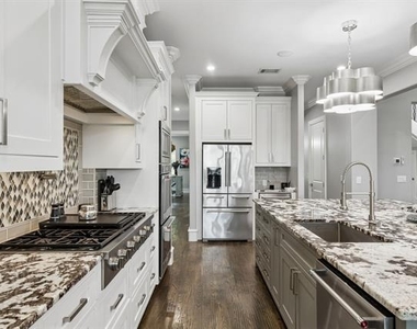 517 Pine Island Circle - Photo Thumbnail 12