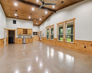 517 Pine Island Circle - Photo Thumbnail 6
