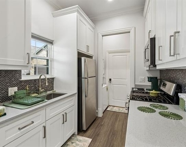 517 Pine Island Circle - Photo Thumbnail 32