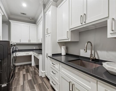 517 Pine Island Circle - Photo Thumbnail 21