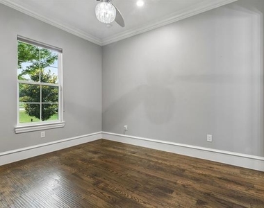517 Pine Island Circle - Photo Thumbnail 26