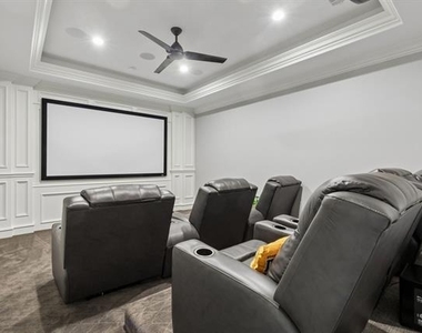 517 Pine Island Circle - Photo Thumbnail 30