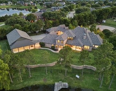 517 Pine Island Circle - Photo Thumbnail 1