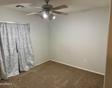2122 E Cloud Road - Photo Thumbnail 9