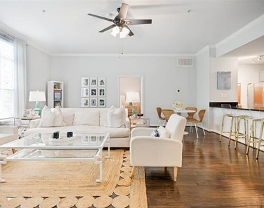 2305 Worthington Street - Photo Thumbnail 3