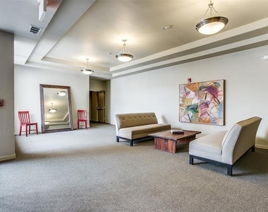 2305 Worthington Street - Photo Thumbnail 14