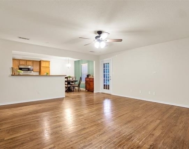 632 Creek View Drive - Photo Thumbnail 15