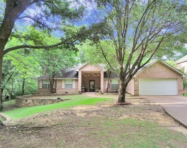 632 Creek View Drive - Photo Thumbnail 1