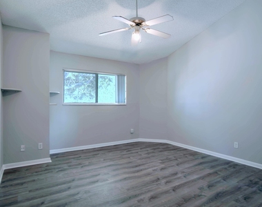 3401 Nw 44th Street - Photo Thumbnail 24