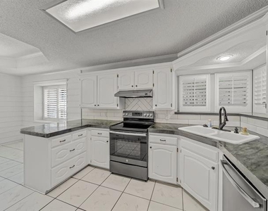 121 Brushy Mound Road - Photo Thumbnail 10