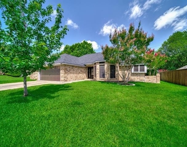 121 Brushy Mound Road - Photo Thumbnail 2