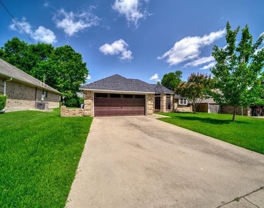 121 Brushy Mound Road - Photo Thumbnail 1