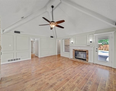 121 Brushy Mound Road - Photo Thumbnail 6