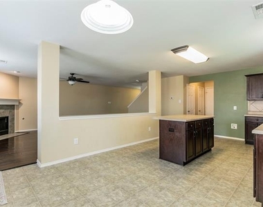 10640 Colfax Drive - Photo Thumbnail 8