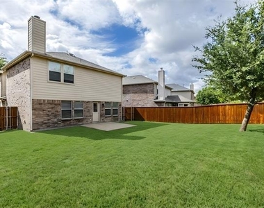 10640 Colfax Drive - Photo Thumbnail 24