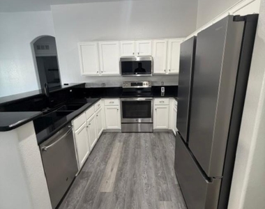 1350 S Greenfield Road - Photo Thumbnail 2