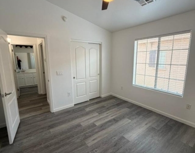 1350 S Greenfield Road - Photo Thumbnail 11
