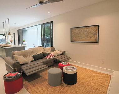 617 Sw 10th Street - Photo Thumbnail 27