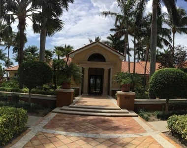 117 Yacht Club Way - Photo Thumbnail 18