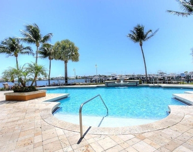 117 Yacht Club Way - Photo Thumbnail 16