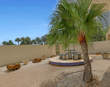 3400 N Ocean Drive - Photo Thumbnail 12
