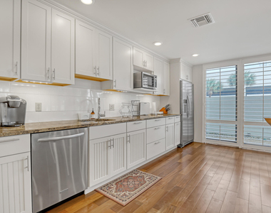 3400 N Ocean Drive - Photo Thumbnail 3