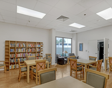 3400 N Ocean Drive - Photo Thumbnail 30