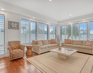 3400 N Ocean Drive - Photo Thumbnail 8