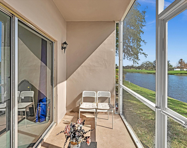 2451 Sw 82nd Avenue - Photo Thumbnail 23