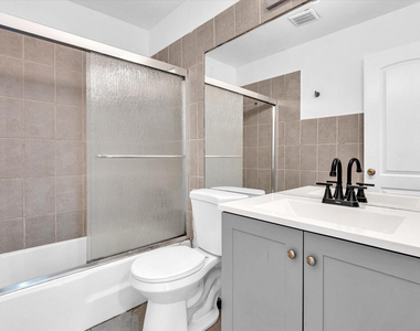 2451 Sw 82nd Avenue - Photo Thumbnail 35