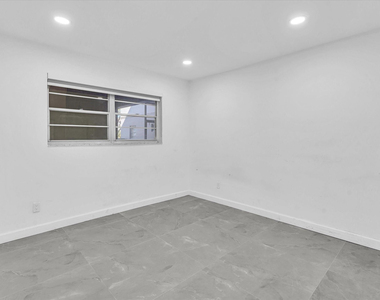 2451 Sw 82nd Avenue - Photo Thumbnail 36