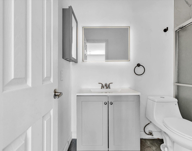 2451 Sw 82nd Avenue - Photo Thumbnail 32