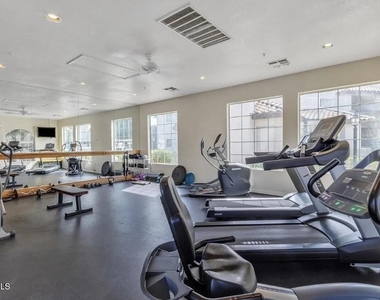 1825 W Ray Road - Photo Thumbnail 17