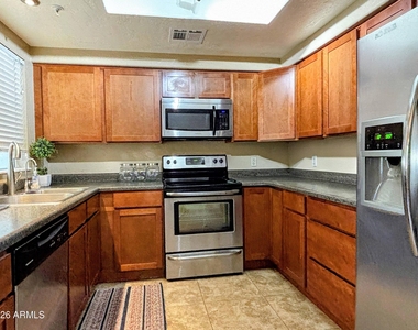 1825 W Ray Road - Photo Thumbnail 33