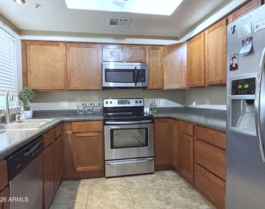 1825 W Ray Road - Photo Thumbnail 36