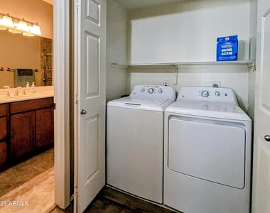 1825 W Ray Road - Photo Thumbnail 15