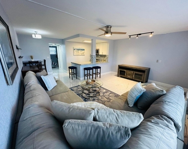 625 Antioch Avenue - Photo Thumbnail 2