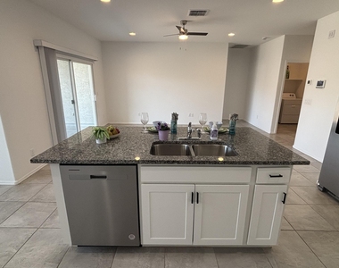 1136 W Sand Canyon Court - Photo Thumbnail 8