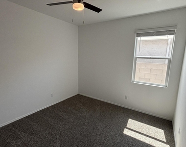 1136 W Sand Canyon Court - Photo Thumbnail 21