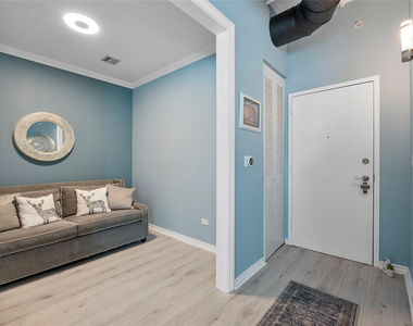 313 Ne 2nd Street - Photo Thumbnail 4