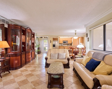 563 Brackenwood Place - Photo Thumbnail 8