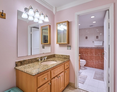 563 Brackenwood Place - Photo Thumbnail 16