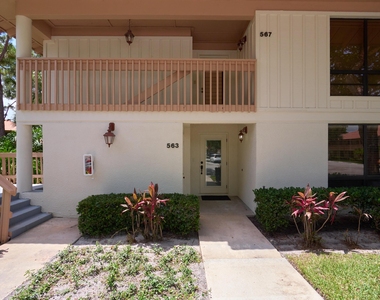563 Brackenwood Place - Photo Thumbnail 20