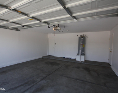25735 W Elwood Street - Photo Thumbnail 29