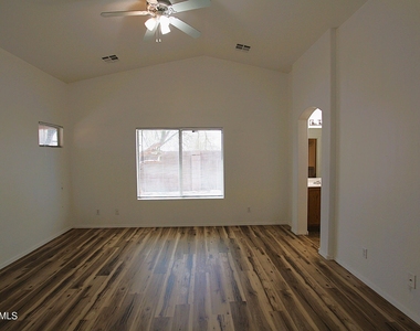 25735 W Elwood Street - Photo Thumbnail 19