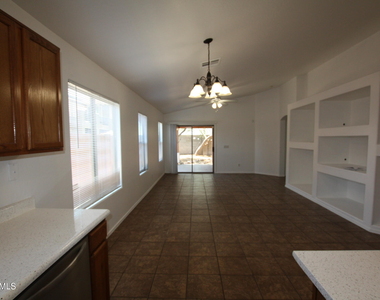 25735 W Elwood Street - Photo Thumbnail 10